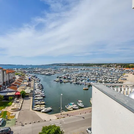 Nelly * Biograd Na Moru