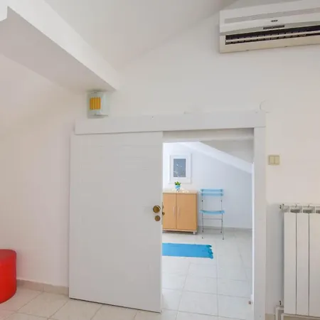 Apartment Nelly Biograd Na Moru