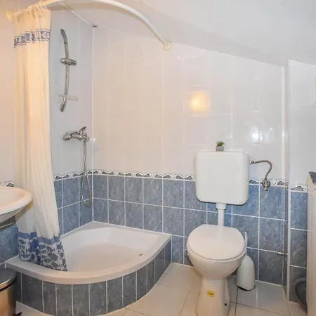 Nelly Apartment *