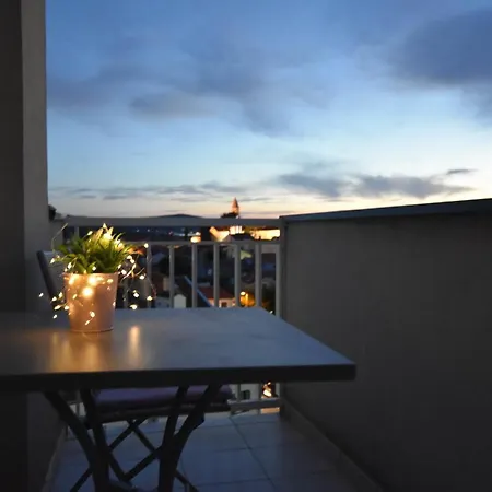 Nelly Apartment