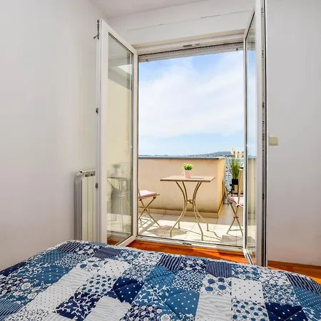 Apartment Nelly Biograd Na Moru