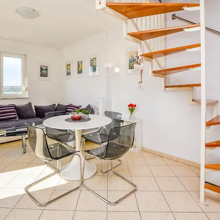 Apartment Nelly Biograd Na Moru
